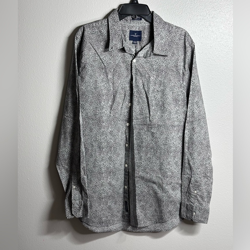 American Eagle Men‎ Gray Button Shirt Seriously Soft Long Sleeve Size XLT.